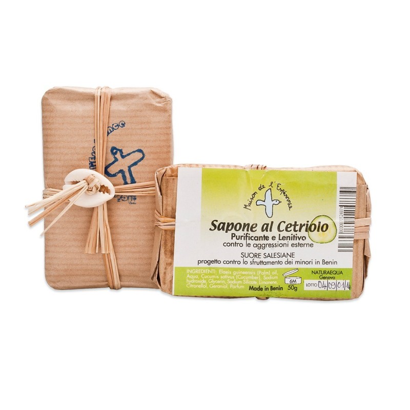 Le savon de Solidarité avec le Concombre Naturaequa Les détergents   Disponible sur Yumibio.com