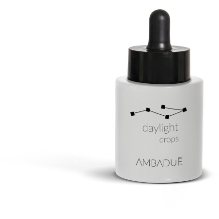 Des Gouttes Hydratantes - Salle De Gouttes Ambaduè Lactosérum   Disponible sur Yumibio.com