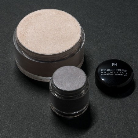 Finis Terre  Illuminante Beige Luminoso e Ombretto Grigio Scuro - Moon Stone & Grey Stone  Bronzer