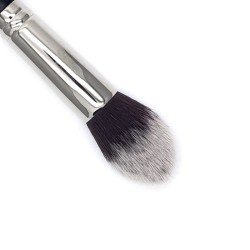 Jeu De Brosses À Votre Visage Finis Terre Brosses et Accessoires   Disponible sur Yumibio.com