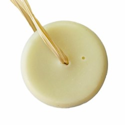 Shampooing + Baume - Nourrissante SensoNaturale Shampooing Solide   Disponible sur Yumibio.com
