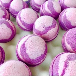 SensoNaturale  Bomba da bagno - Frutti di Bosco  Bagnoschiuma Bio