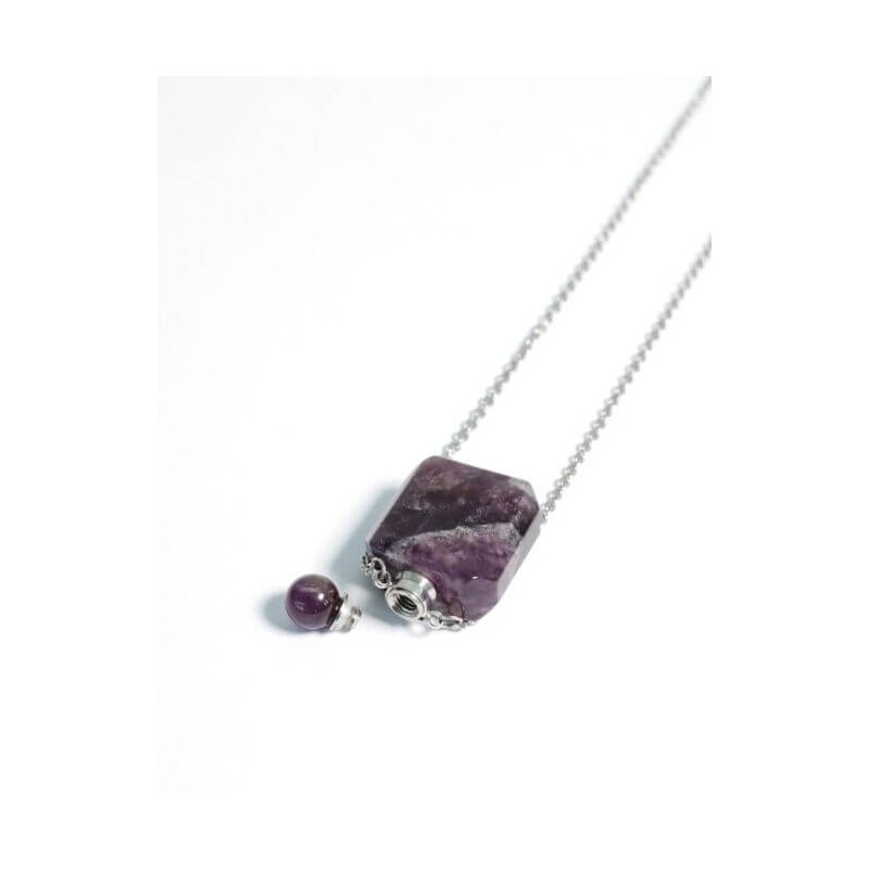 Aromatherapy Necklace - Amethyst Olfattiva Aromatherapy and Fragrances  Available on Yumibio.com