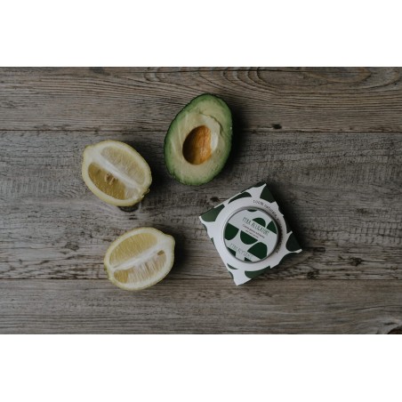 Poire Alligator - Crème de jour ultra-nourrissante Ethical Grace Crème visage   Disponible sur Yumibio.com