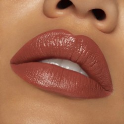 Creamy Matte Lipstick 105 - Nude Peach Purobio Rossetti  Available on Yumibio.com