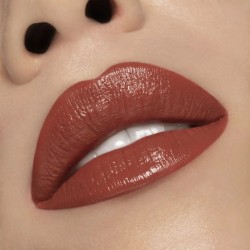 Creamy Matte Lipstick 105 - Nude Peach Purobio Rossetti  Available on Yumibio.com