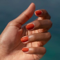 Émail Semi-Permanent Terracotta-Flash Vert Manucurist Vernis à ongles semi-permanents   Disponible sur Yumibio.com