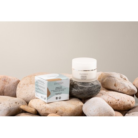 Crème Mains Régénérante Ovidia Soins des Mains et des Ongles   Disponible sur Yumibio.com