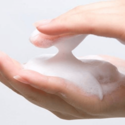 Bisou Bio  Snail Repair - Mousse Corpo Detergente con Bava di Lumaca  Bagnoschiuma Bio