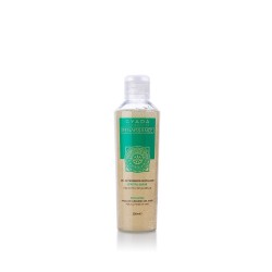 Gel Cleanser Micellar effect Scrubs Gyada Cosmetics Facial cleanser  Available on Yumibio.com
