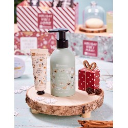 Holiday Vibes Mani Box La Saponaria Idee Regalo - Fino a 10 euro  Available on Yumibio.com
