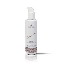 Corps Lait Cachemire Setarè Crèmes Organiques Pour Le Corps   Disponible sur Yumibio.com
