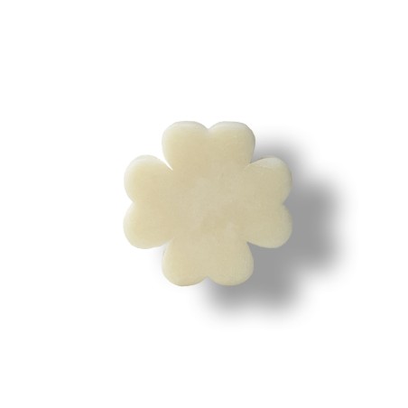 Shampooing Douche Solide Yuniwa Cosmetics Shampooing bio cheveux raides   Disponible sur Yumibio.com