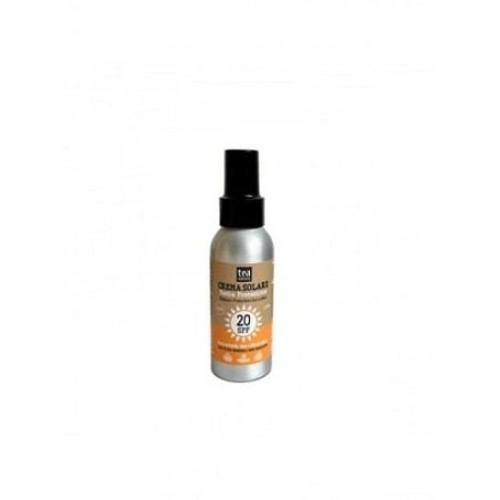 Natural sunscreen Medium Protection SPF 20 Tea Natura Organic sunscreen  Available on Yumibio.com