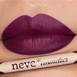Neve Cosmetics  Matita Labbra Viola Scuro - Witch  Matite labbra