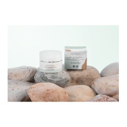 Ovidia  Crema Viso Equilibrante per Pelli Miste  Crema viso