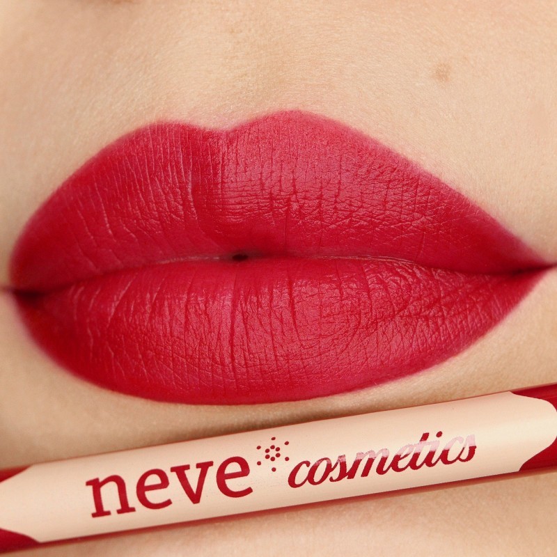 Neve Cosmetics  Matita Labbra Rosso Freddo - Winter Berry  Matite labbra