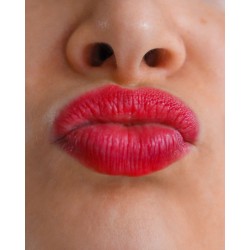 lebubè  2-in-1 Blush + Rossetto - Fiery Red  Matite labbra