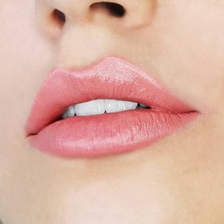 Lipstick Nude - Utopia Defa Cosmetics Rossetti  Available on Yumibio.com