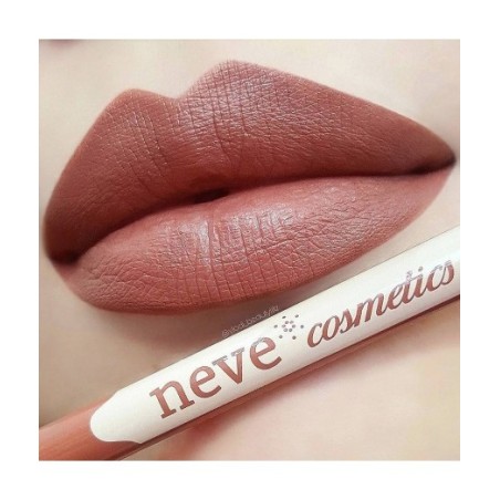 Le Crayon À Lèvres Rose Beige Cappuccino Neve Cosmetics Les lèvres   Disponible sur Yumibio.com