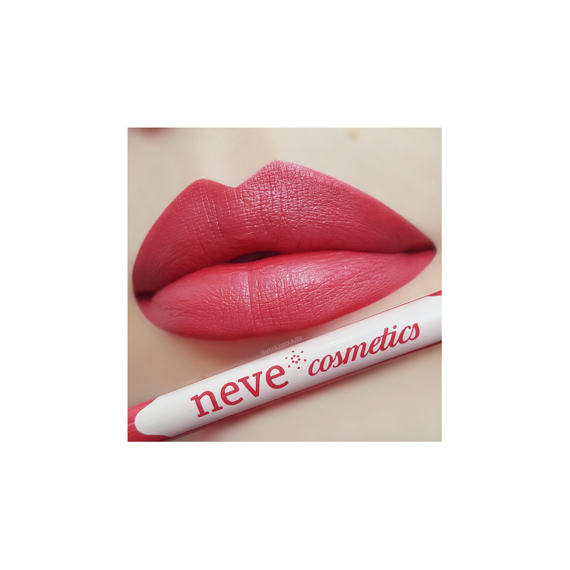 Crayon Contour Des Lèvres Rouge Fraise - Motion Neve Cosmetics Les lèvres   Disponible sur Yumibio.com