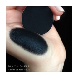 Noir Fard À Paupières Noir Mat - Mouton Neve Cosmetics Les fards à paupières   Disponible sur Yumibio.com