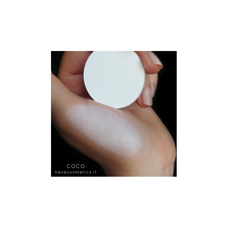 Fard À Paupières Mat Blanc - Coco Neve Cosmetics Les fards à paupières   Disponible sur Yumibio.com