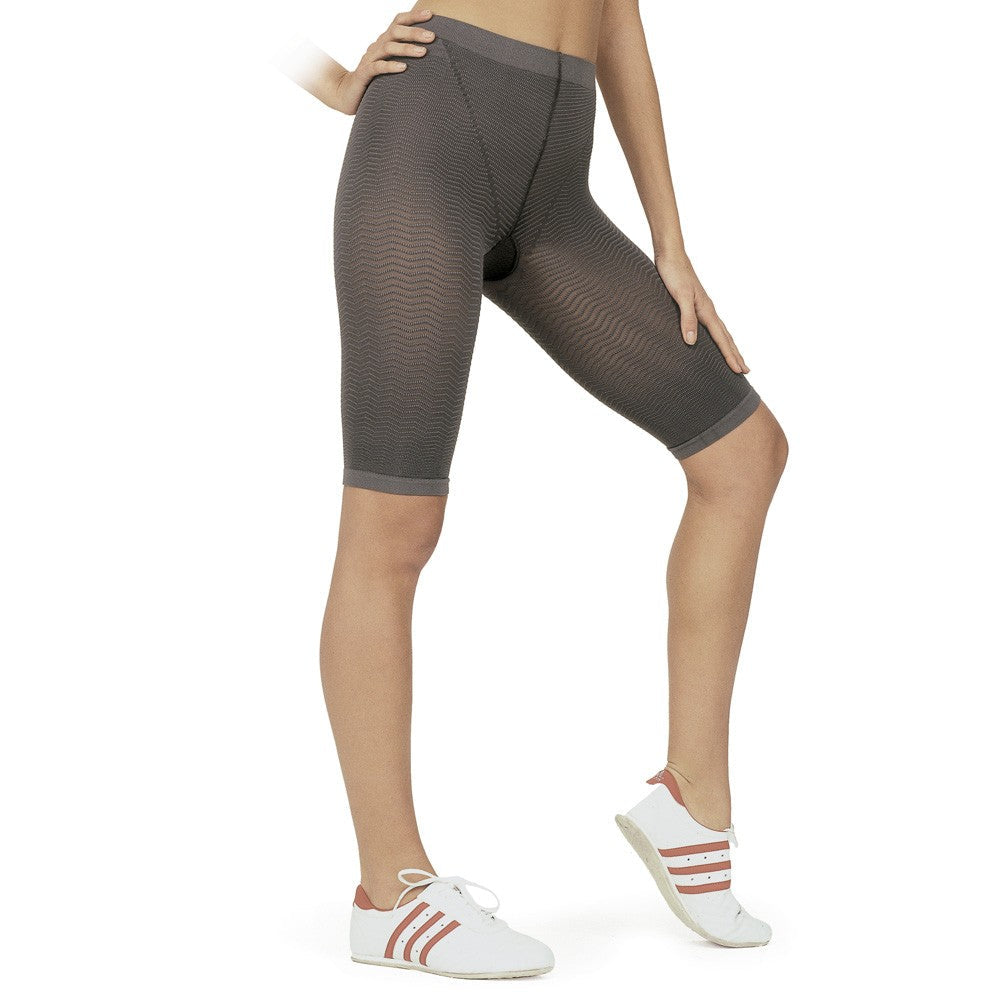 Strong Black Anti-Cellulite Shorts - Micromassaging Leggings for Water Retention