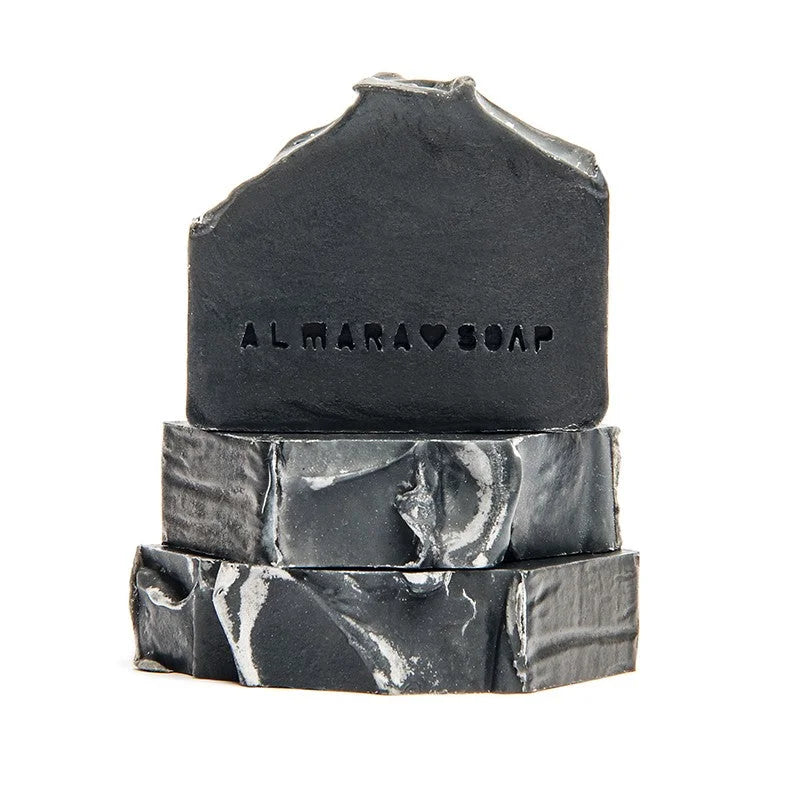 Sapone Artigianale al Carbone Attivo - Black as my Soul - Almara Soap