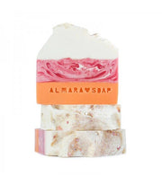 Savon Artisanal Sakura Blossom – Savon Nettoyant Nourrissant pour Tous les Types de Peau