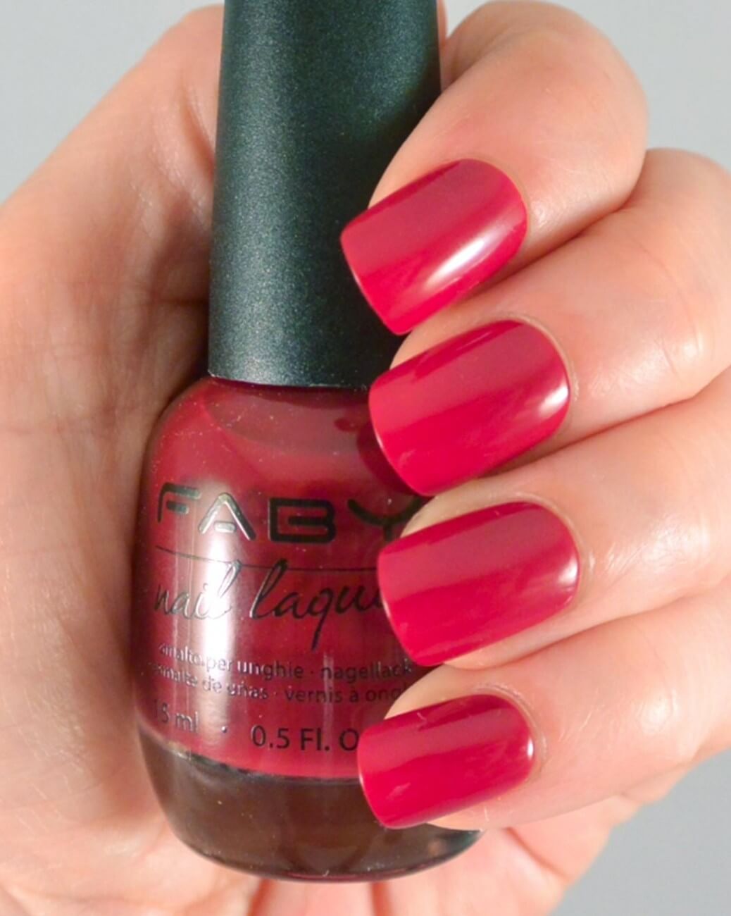 Smalto Rosso Carminio - Red At Night...