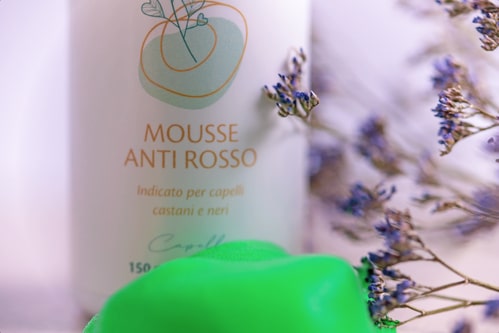 mousse anti-rosso yuniwa
